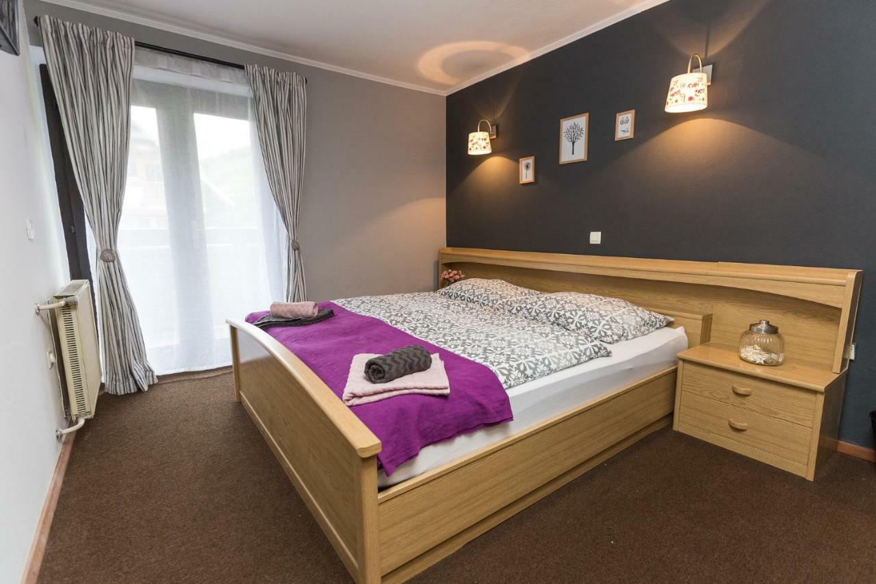 Rooms Malina Blejska Dobrava Εξωτερικό φωτογραφία